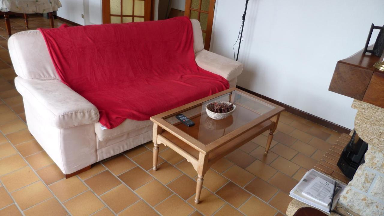 Maison De Vacances Pour 6 Personnes Avec Piscine Lainsecq Εξωτερικό φωτογραφία
