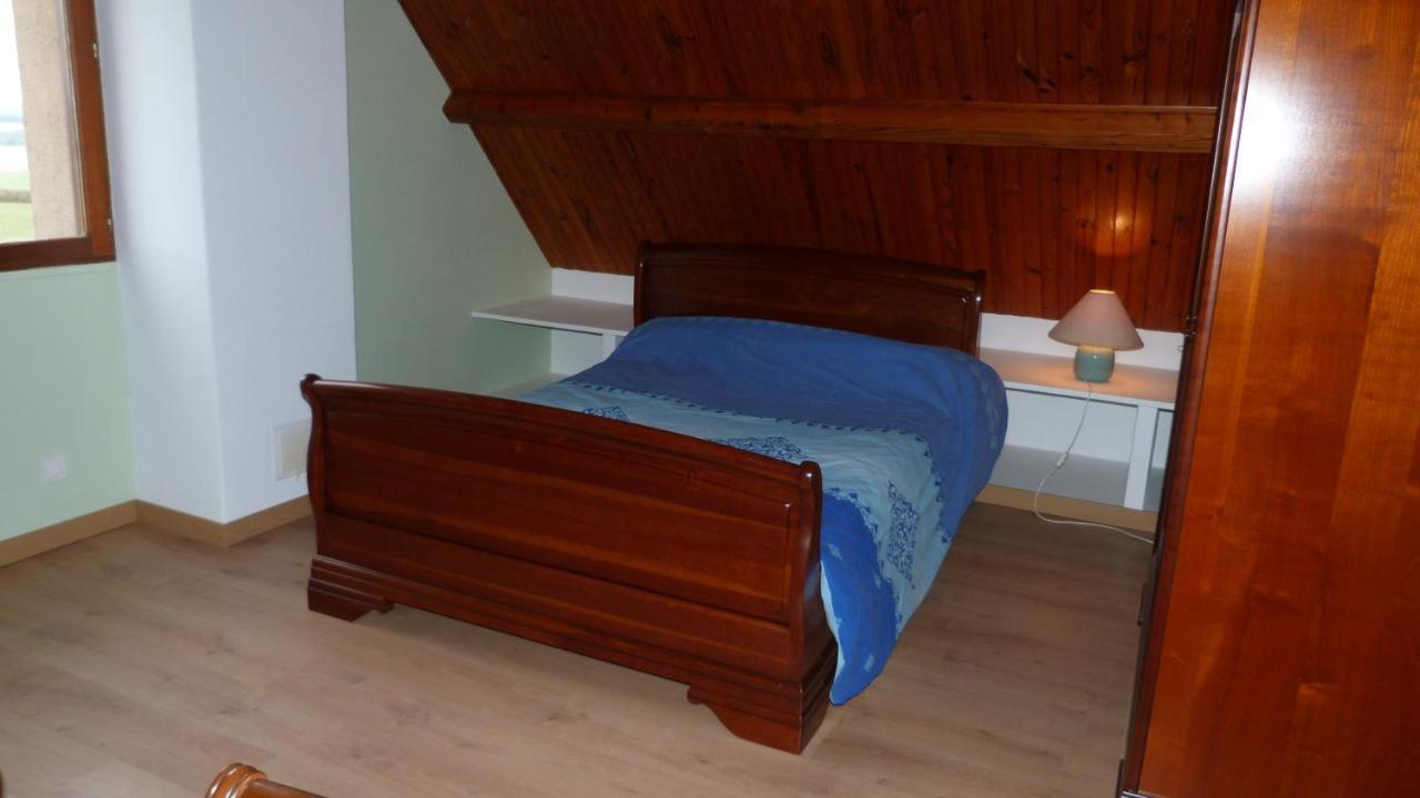 Maison De Vacances Pour 6 Personnes Avec Piscine Lainsecq Εξωτερικό φωτογραφία